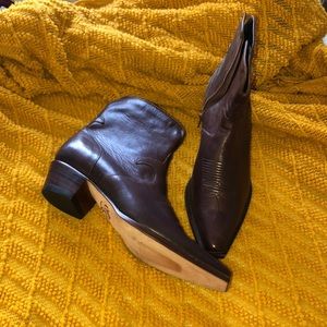 Leather Charlie 1 Horse low cut boots